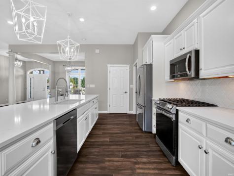 2051 E Barberry Drive Warsaw IN 46582