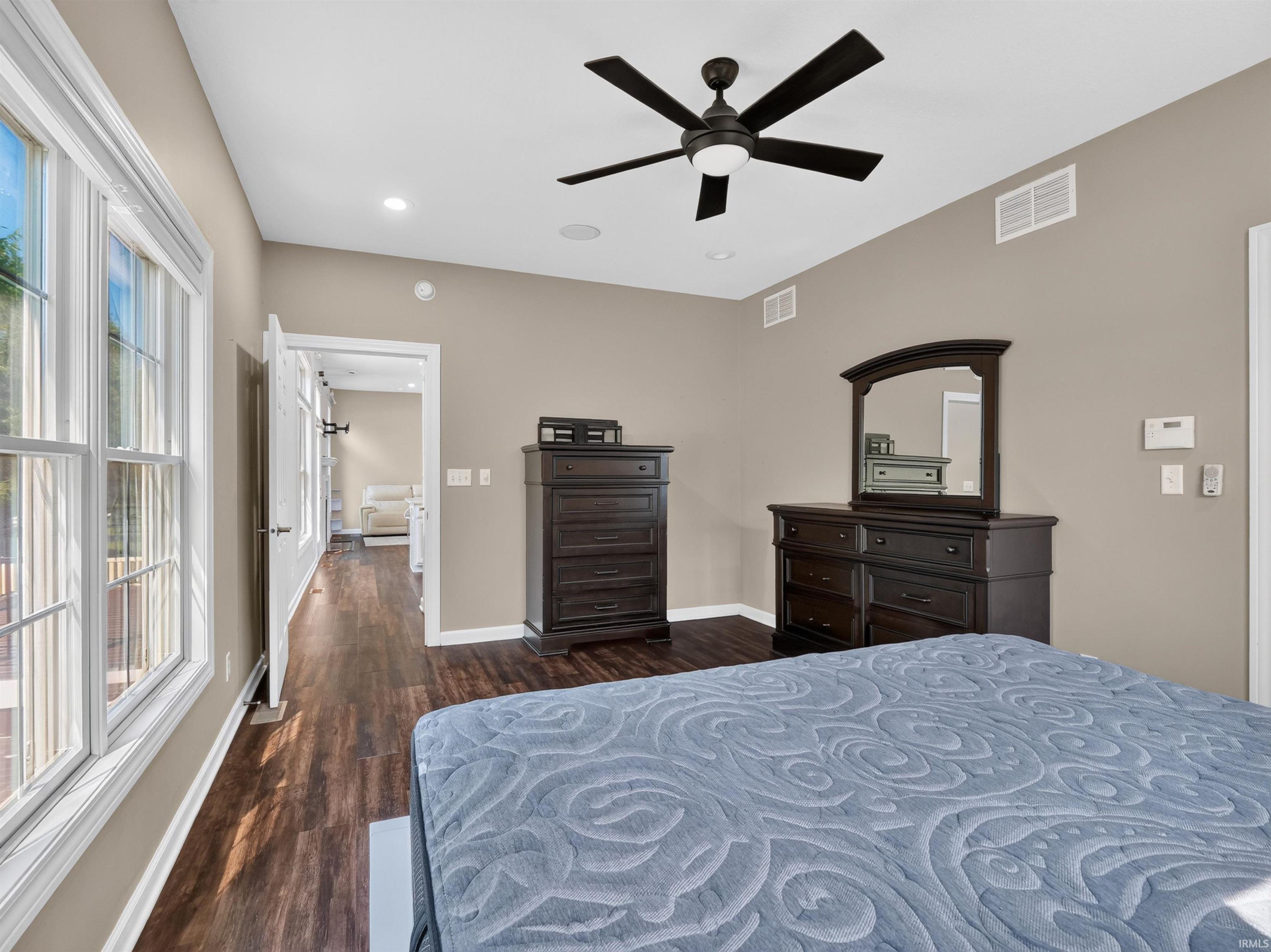 2051 E Barberry Drive Warsaw IN 46582