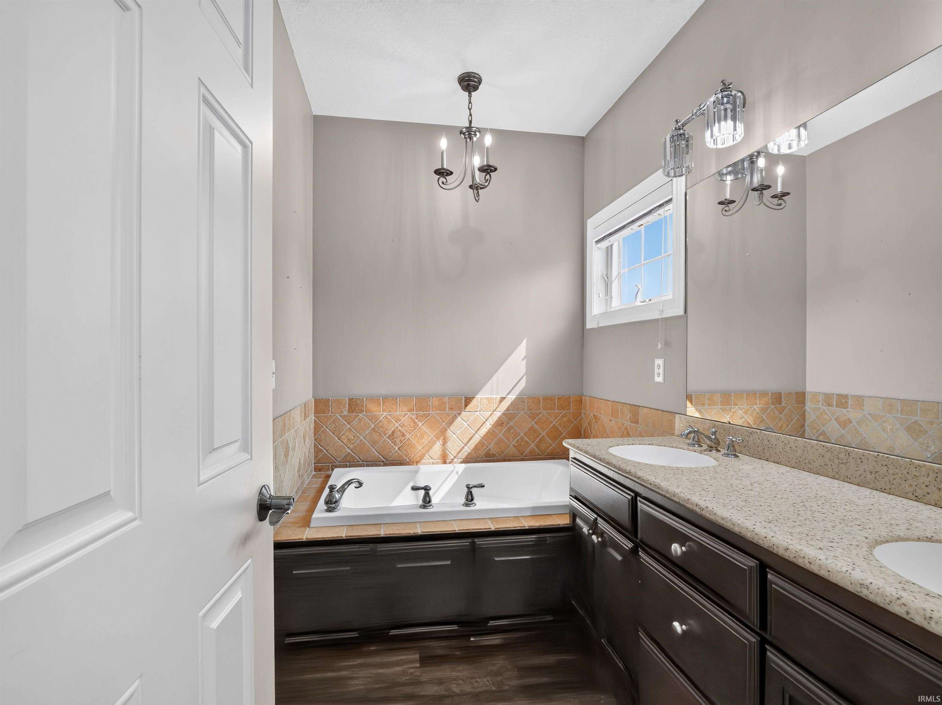 2051 E Barberry Drive Warsaw IN 46582