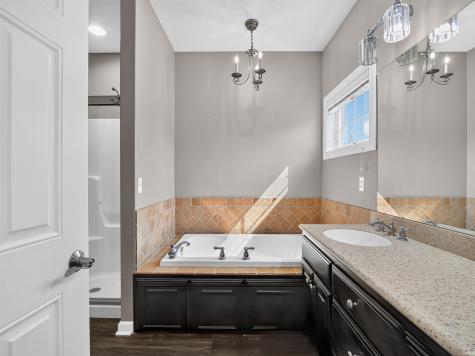 2051 E Barberry Drive Warsaw IN 46582