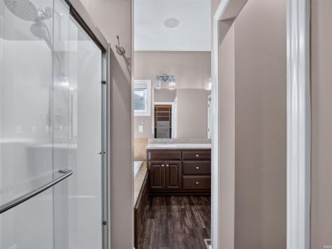 2051 E Barberry Drive Warsaw IN 46582
