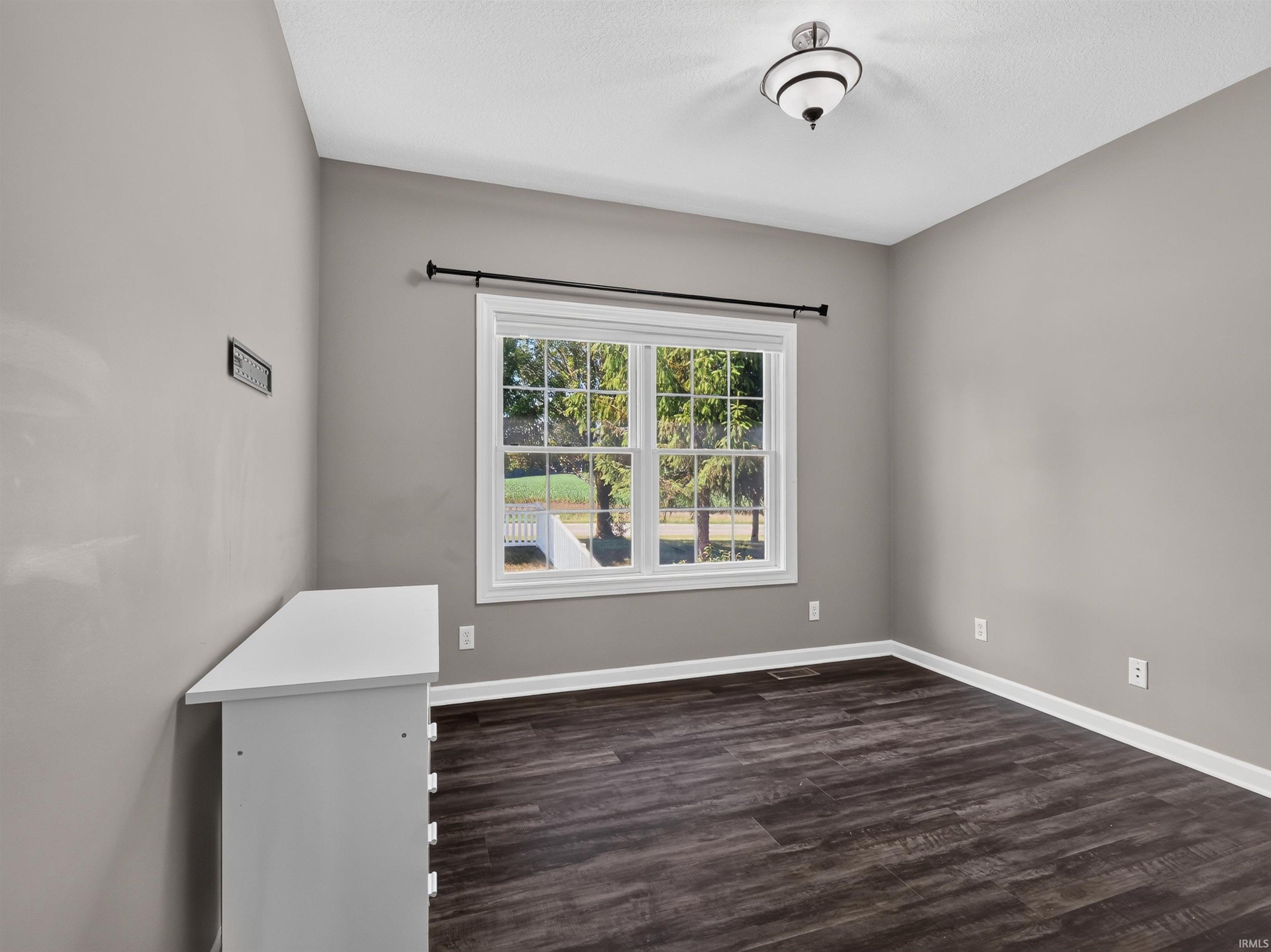 2051 E Barberry Drive Warsaw IN 46582