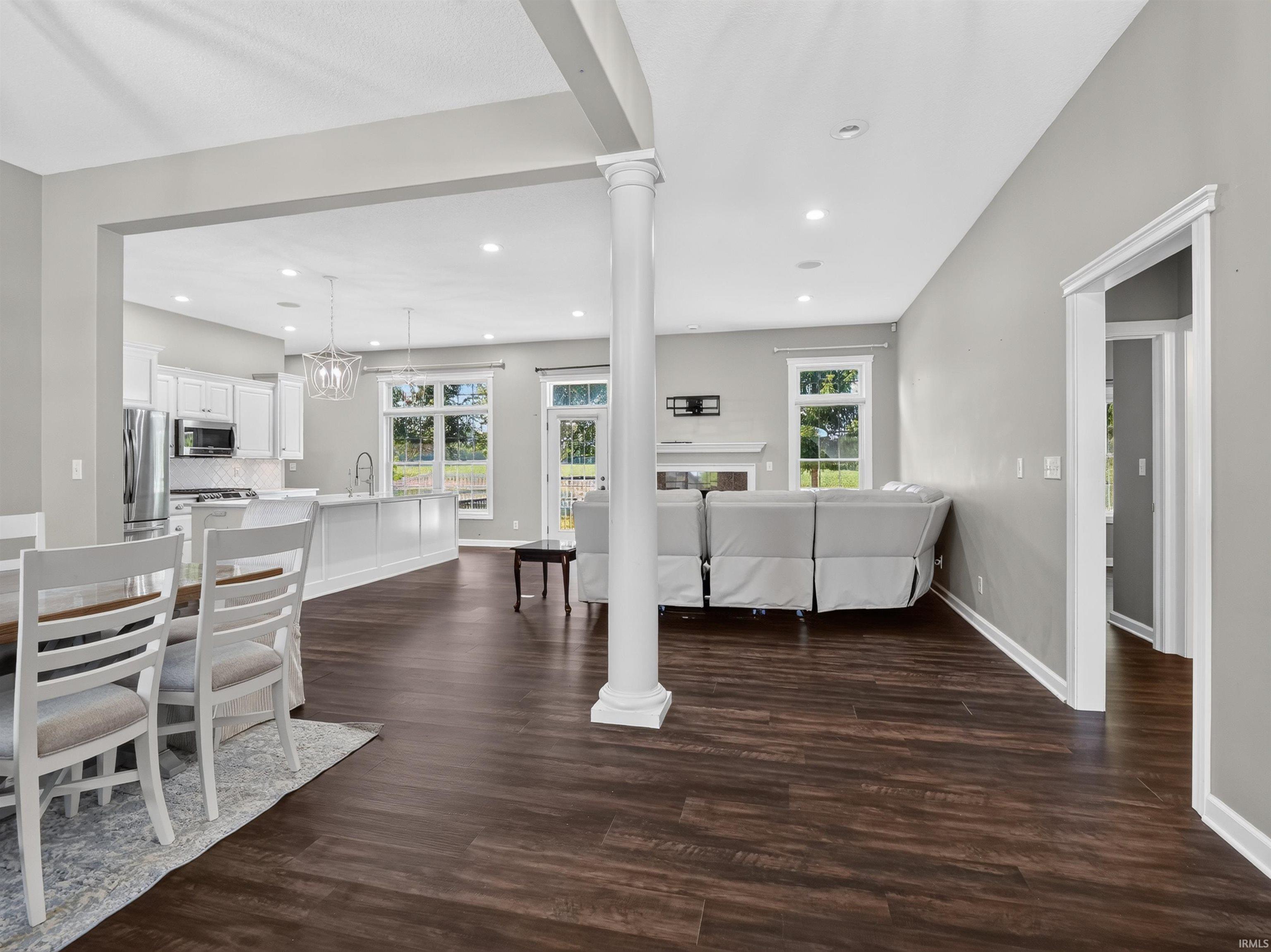 2051 E Barberry Drive Warsaw IN 46582