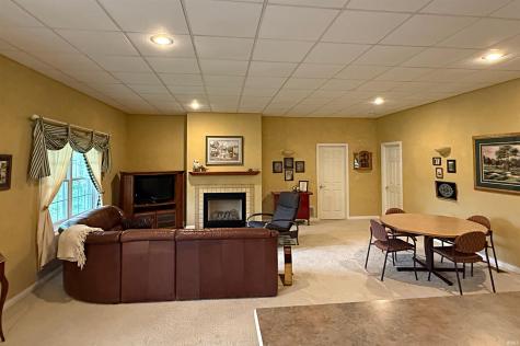 1196 Bellgrade Drive Loogootee IN 47553