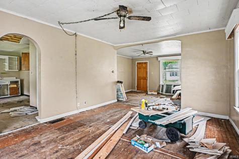 456 E Walnut Street Nappanee IN 46550