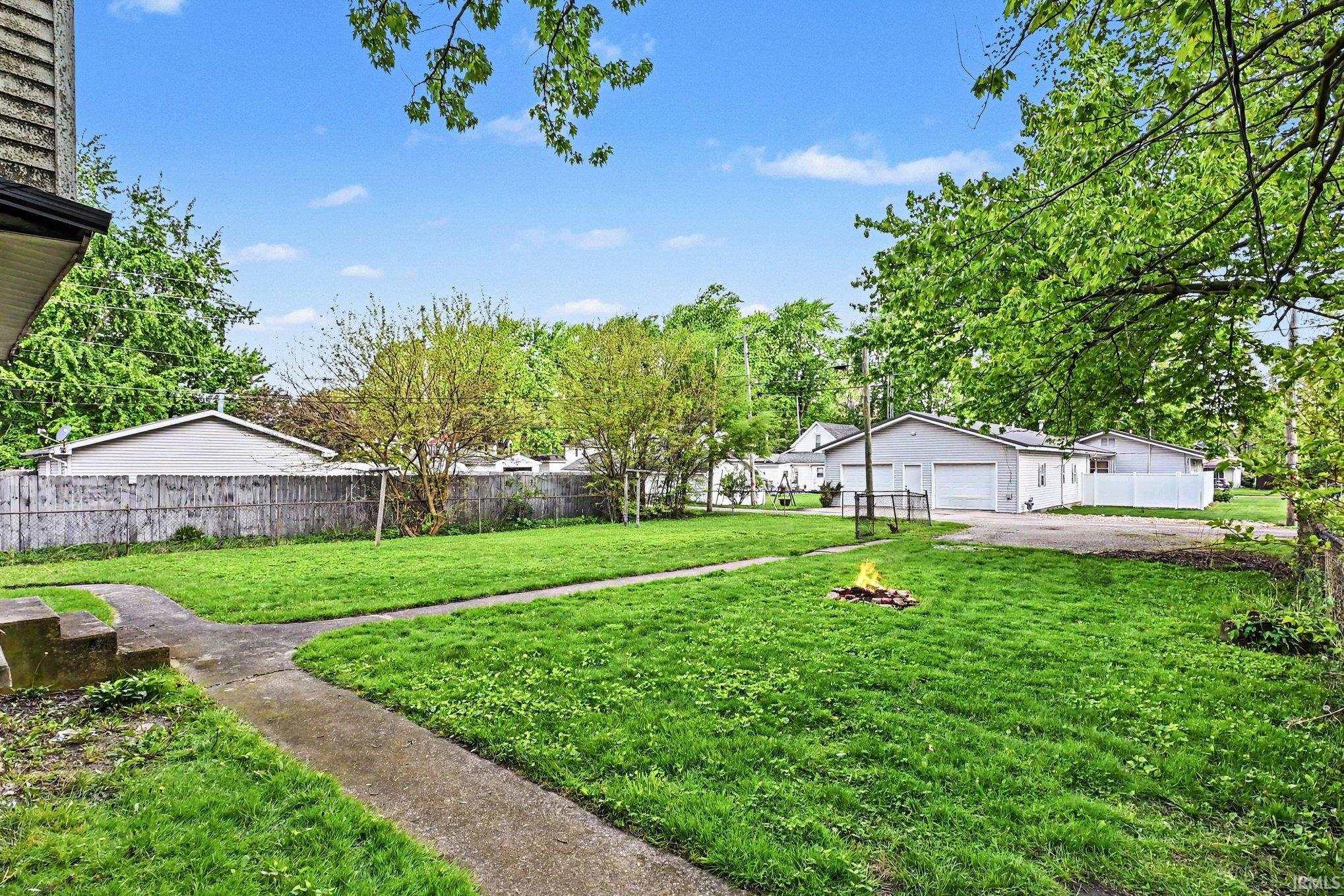 456 E Walnut Street Nappanee IN 46550