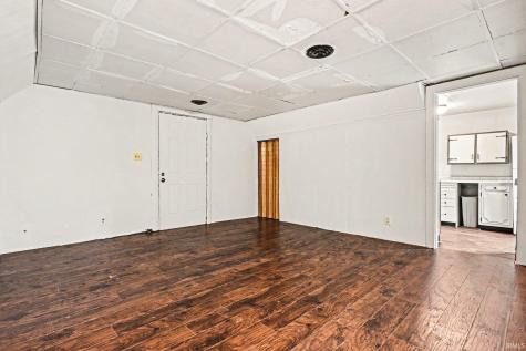 456 E Walnut Street Nappanee IN 46550