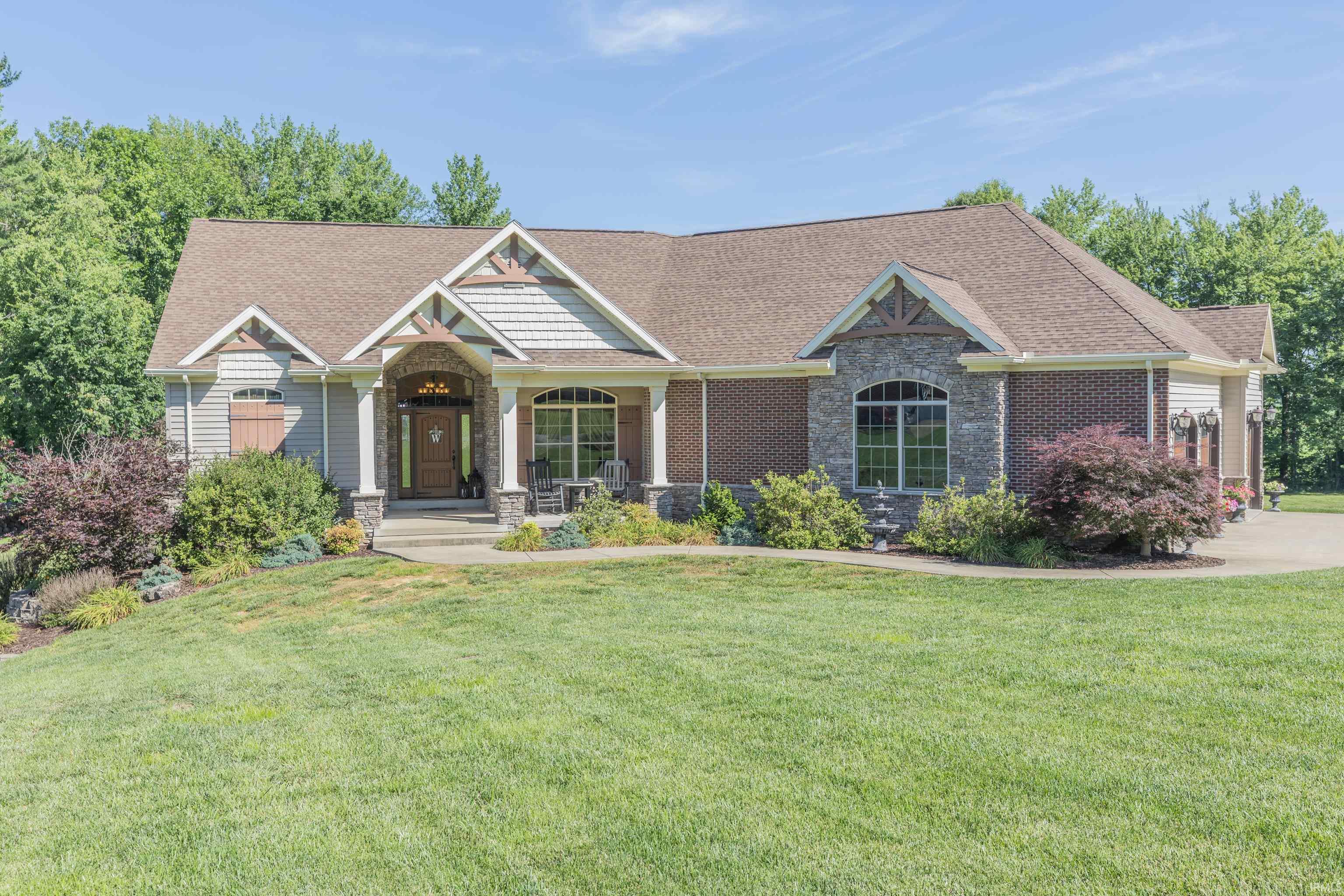 2575 Woodstone Lane Evansville IN 47712