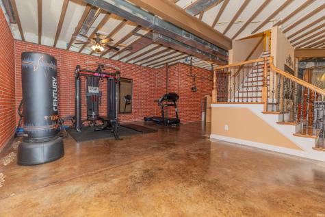 2575 Woodstone Lane Evansville IN 47712