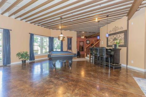 2575 Woodstone Lane Evansville IN 47712