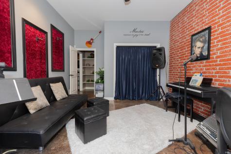 2575 Woodstone Lane Evansville IN 47712