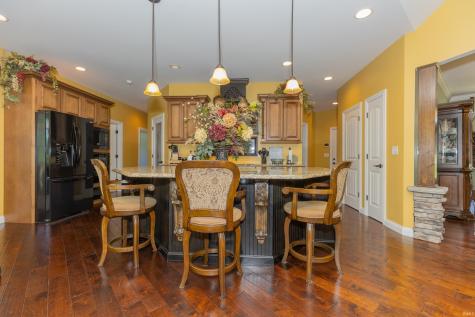 2575 Woodstone Lane Evansville IN 47712