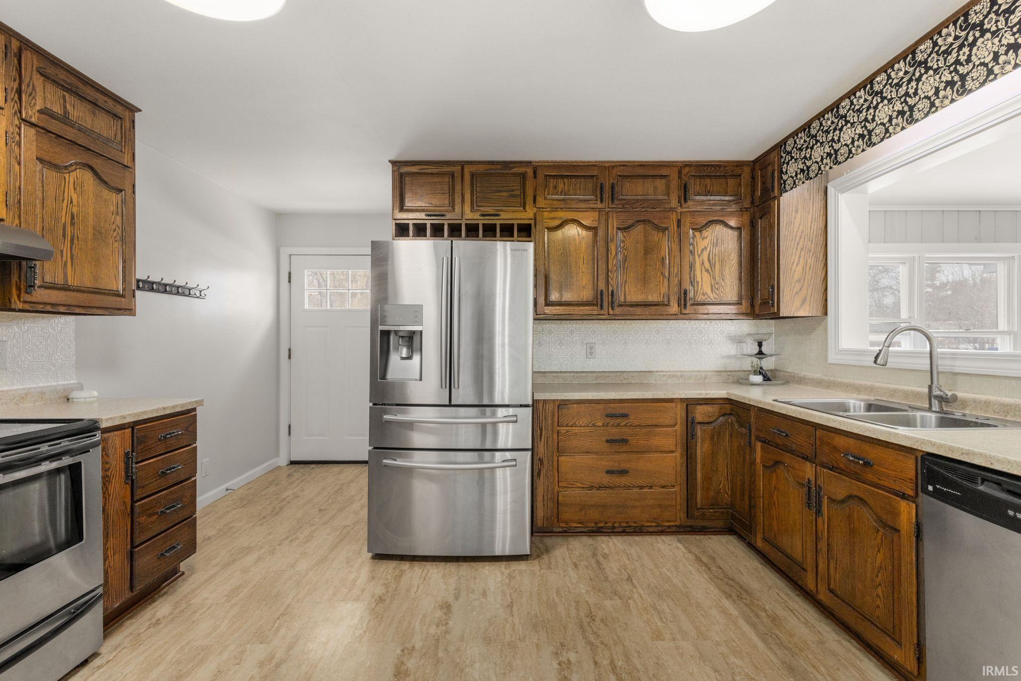 11103 Edison Road Osceola IN 46561
