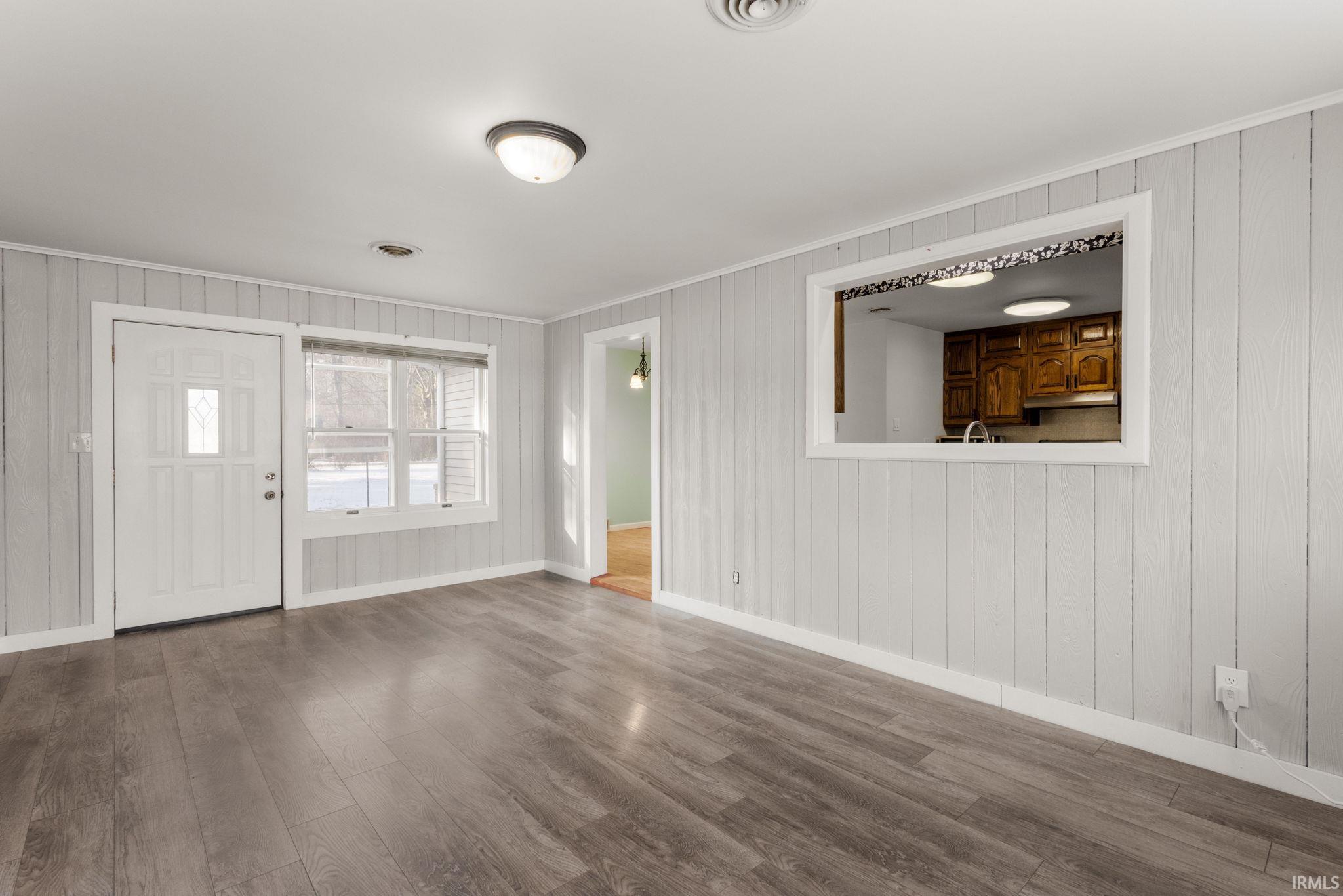 11103 Edison Road Osceola IN 46561