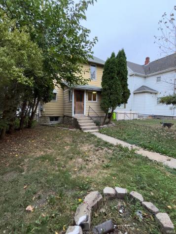238 Whitelock Street Huntington IN 46750