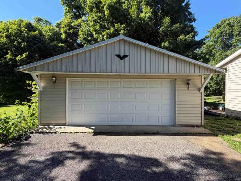 1852 Hancock Avenue Mitchell IN 47446
