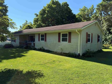 1852 Hancock Avenue Mitchell IN 47446