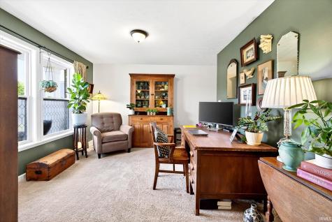 4734 W Hidden Meadow Drive Bloomington IN 47404
