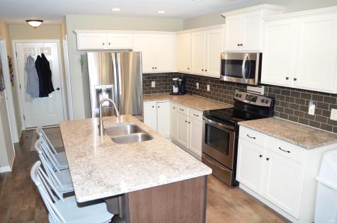 548 Caracol Court Fort Wayne IN 46845