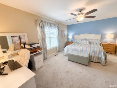 548 Caracol Court Fort Wayne IN 46845