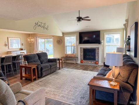 548 Caracol Court Fort Wayne IN 46845