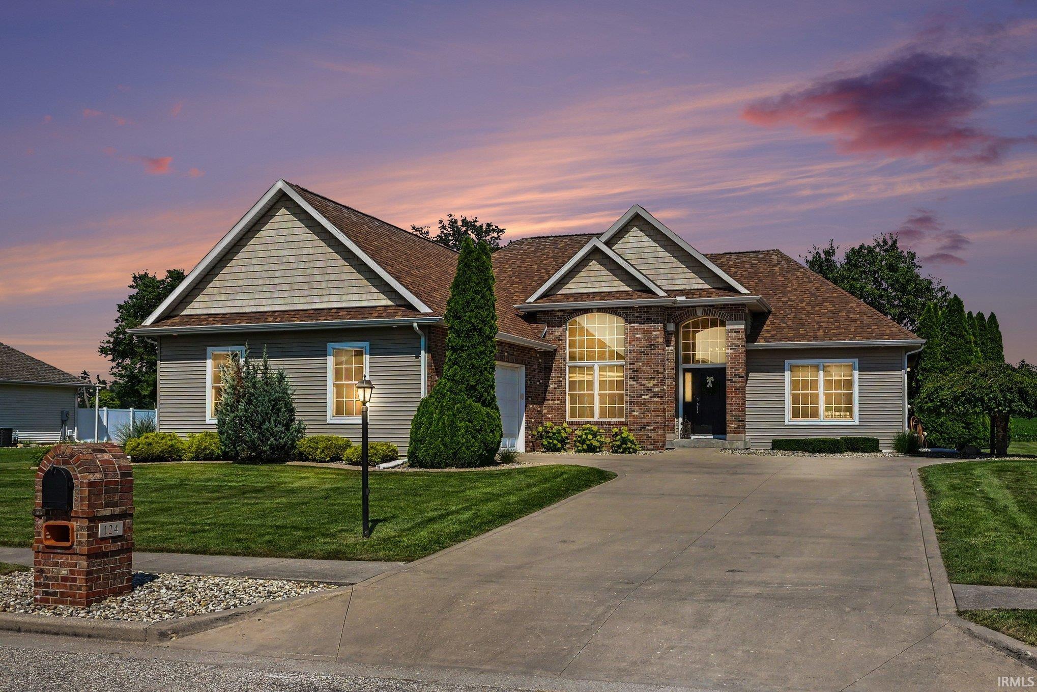124 Westgate Boulevard Wakarusa IN 46573