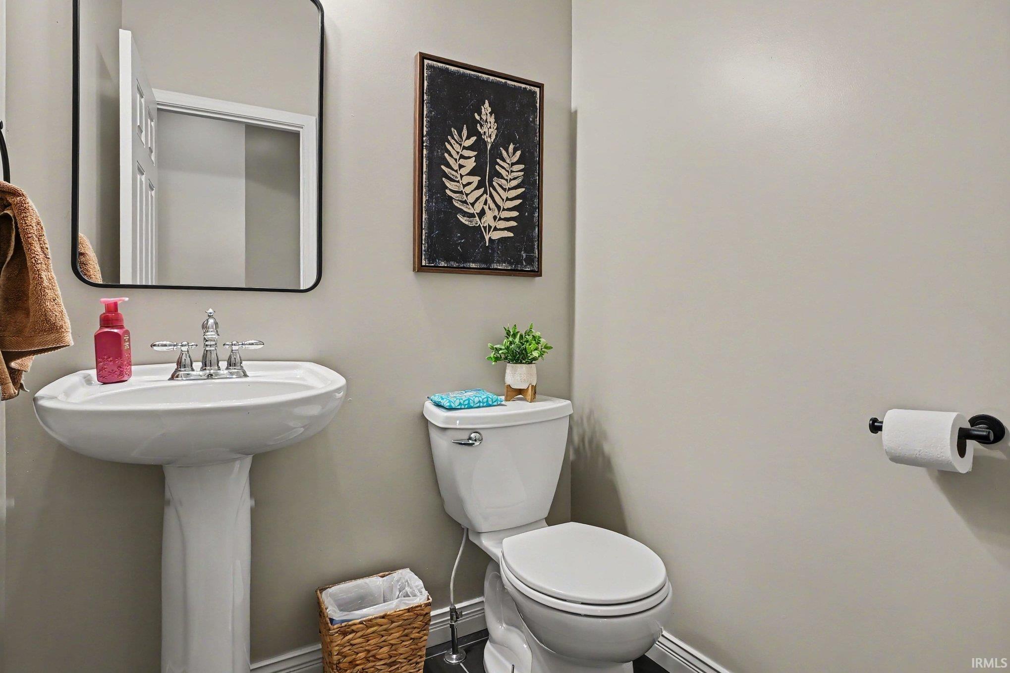 124 Westgate Boulevard Wakarusa IN 46573