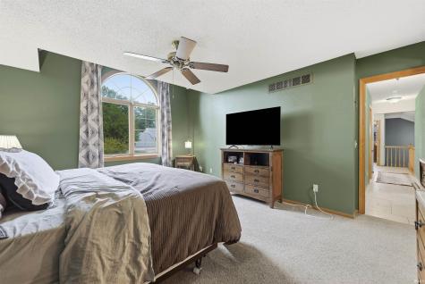 4823 Oak Knob Run Fort Wayne IN 46845