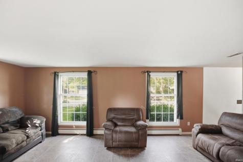 1720 Forest Downs Drive Fort Wayne IN 46815