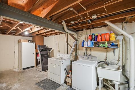1720 Forest Downs Drive Fort Wayne IN 46815
