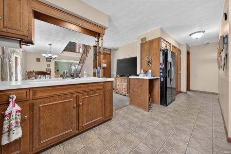 8629 S 150 West Bunker Hill IN 46914