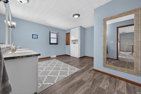 8629 S 150 West Bunker Hill IN 46914