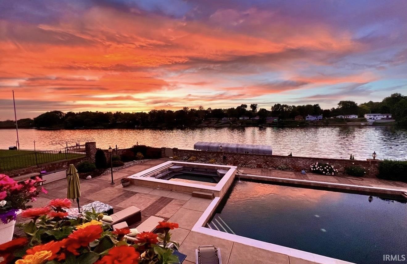 753 River Pointe Place Mishawaka IN 46544