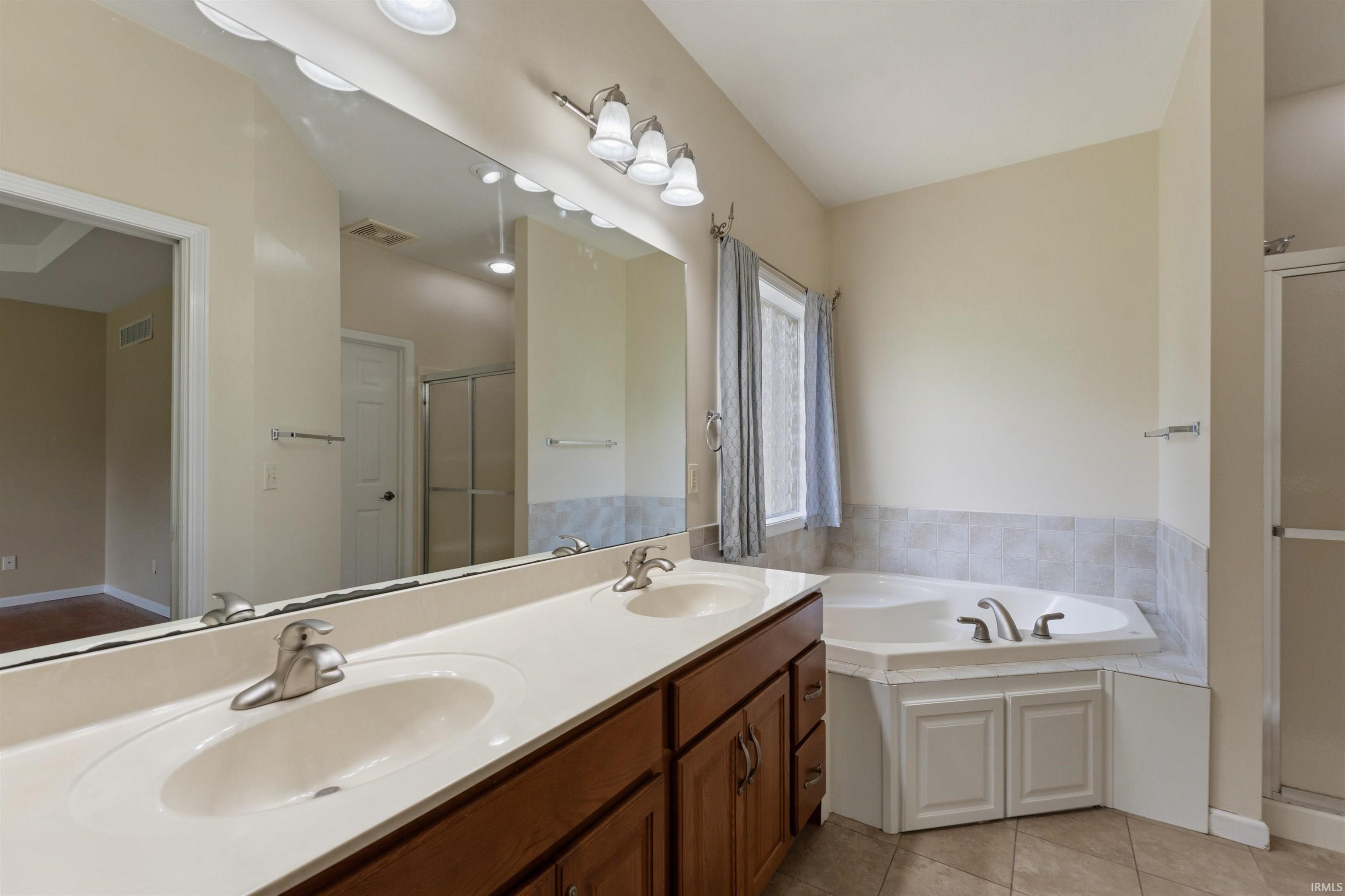 50910 Stonebridge Drive Granger IN 46530