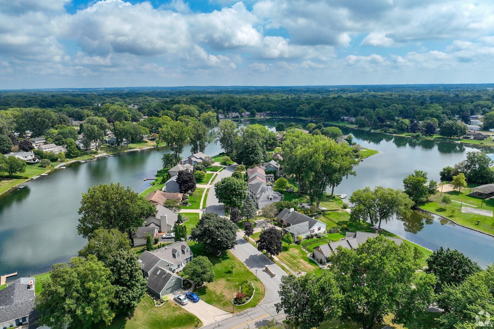 1528 Dogwood Drive Elkhart IN 46514