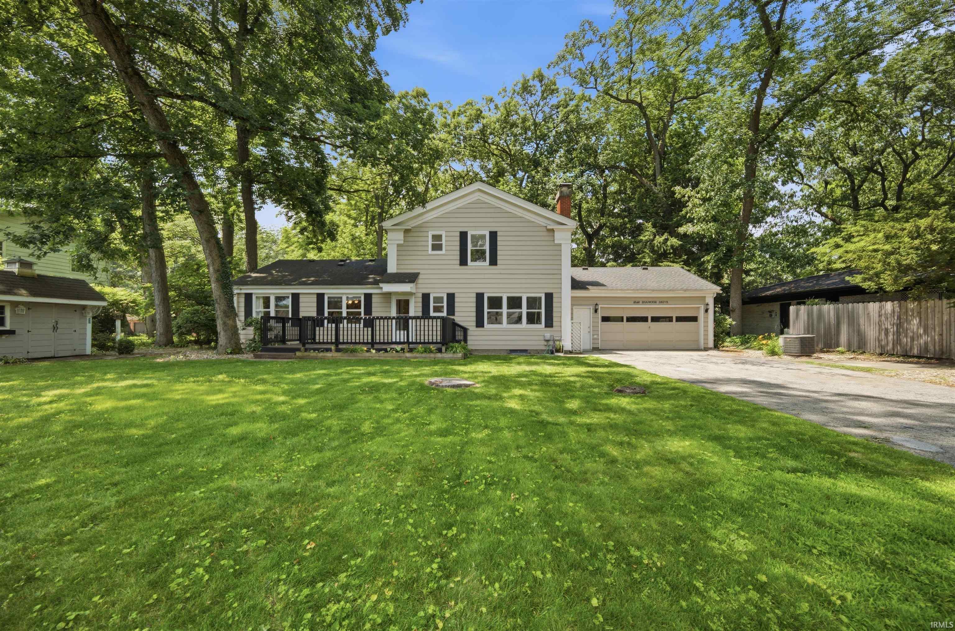 1528 Dogwood Drive Elkhart IN 46514