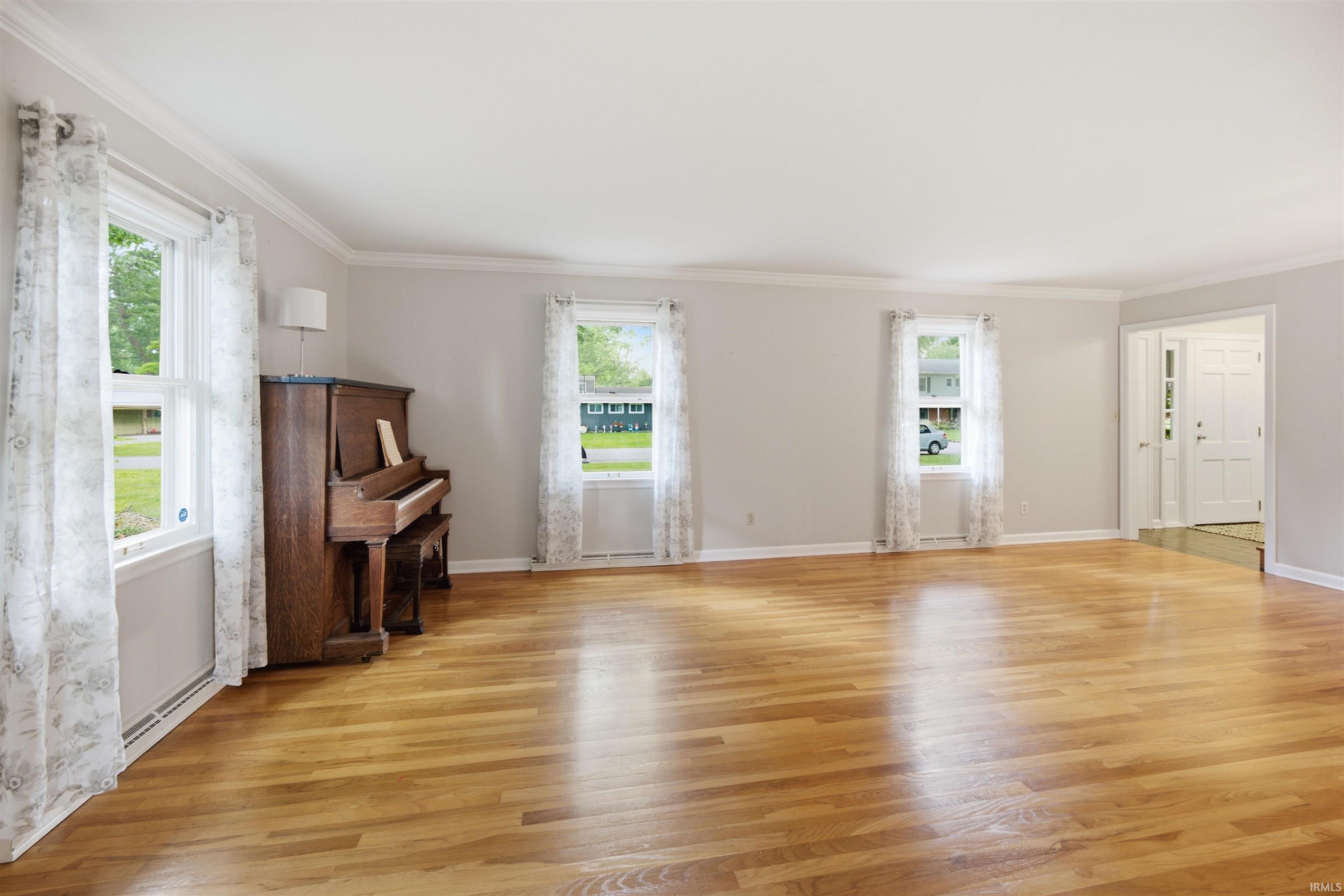 1528 Dogwood Drive Elkhart IN 46514
