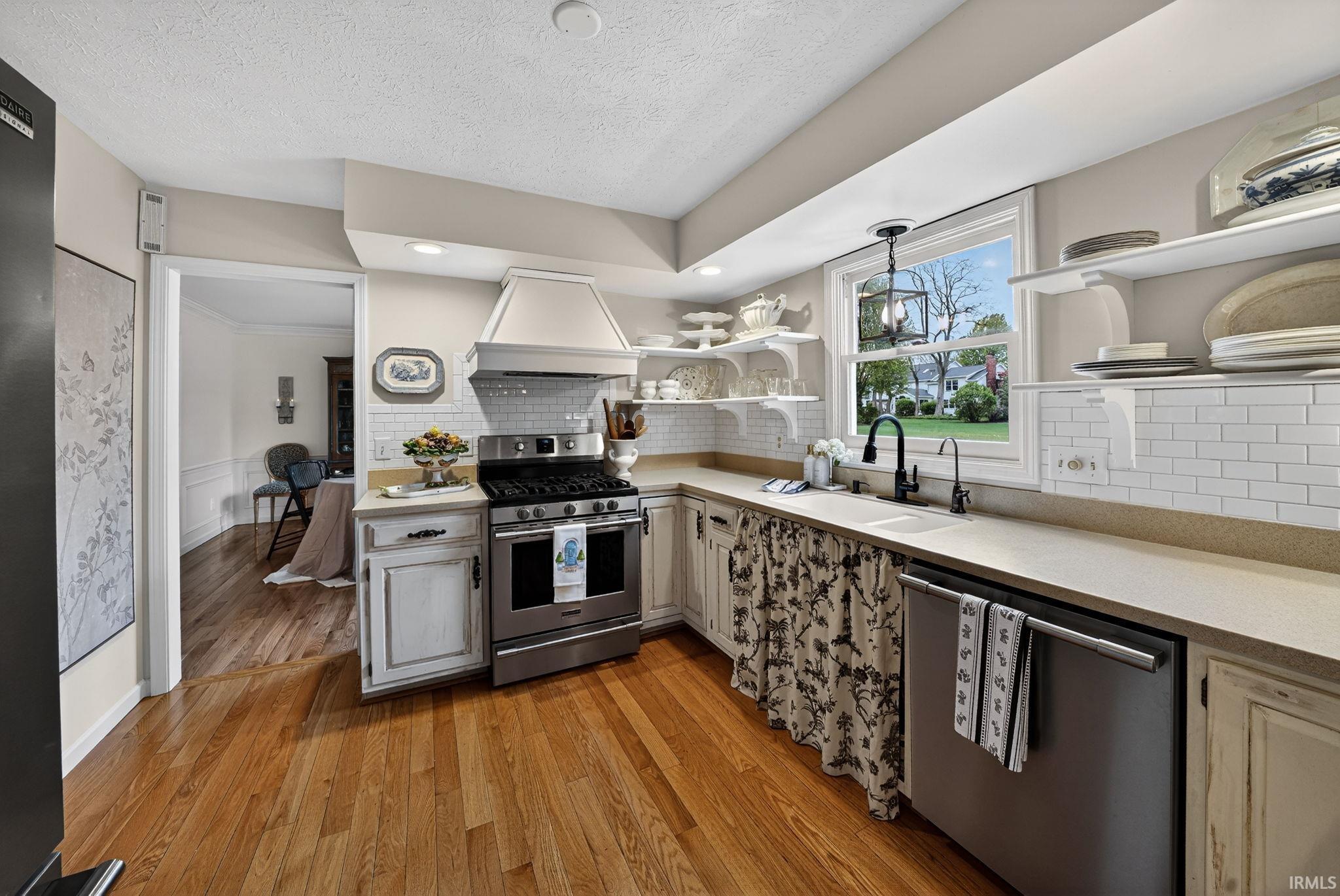 15587 Signal Hill Court Granger IN 46530
