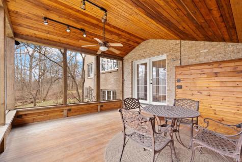 925 W Oakwood Lane Paoli IN 47454