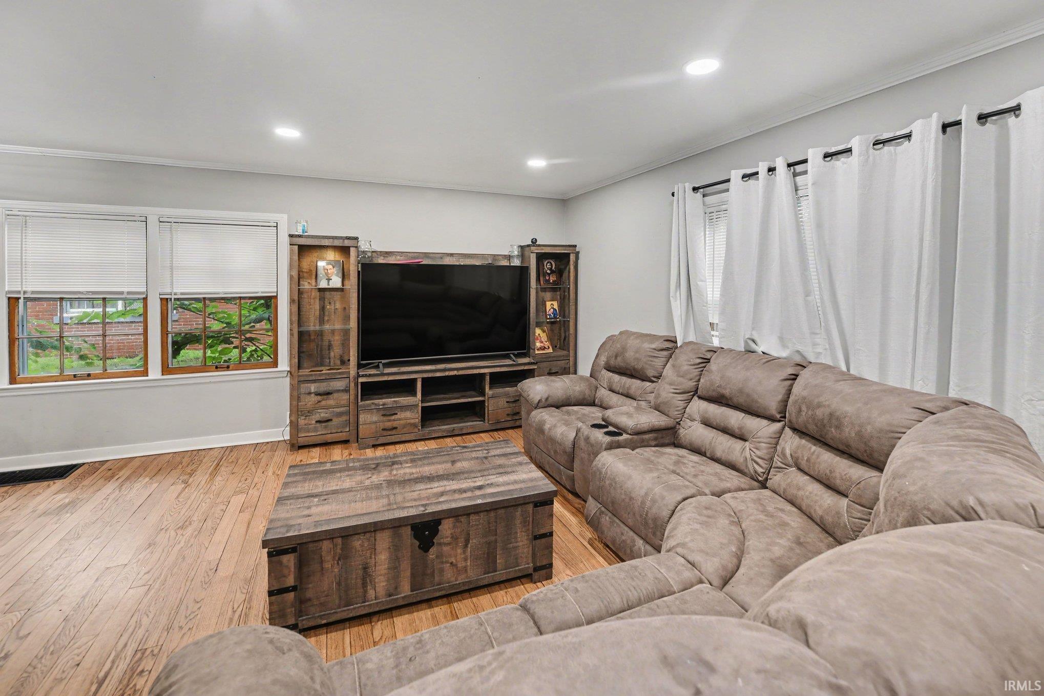 1819 Mckinley Avenue South Bend IN 46617