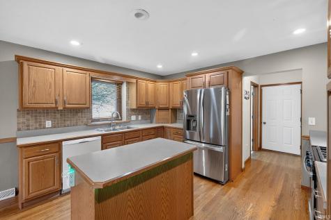 18670 Wilson Drive Goshen IN 46528