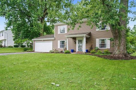 1343 Riding Mall Drive South Bend IN 46614
