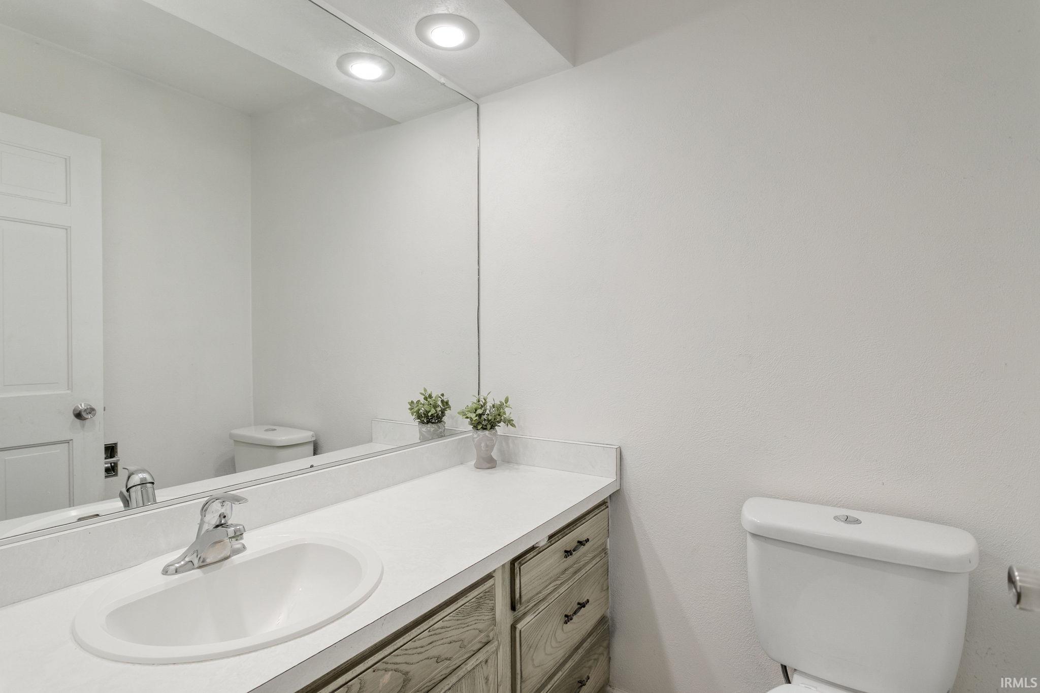 21964 Kimberly Drive Goshen IN 46526