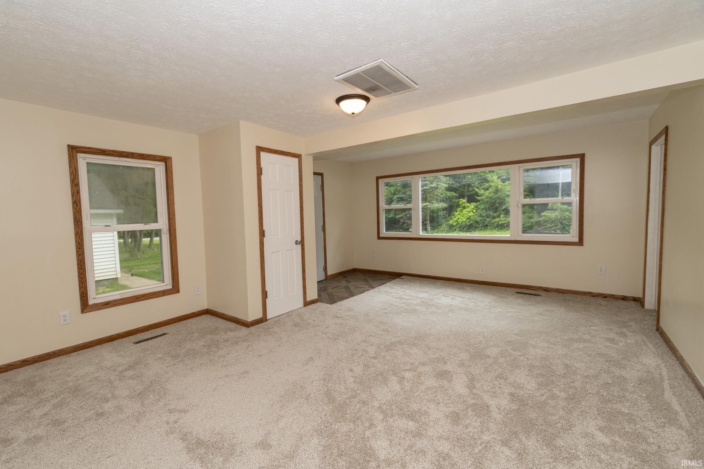 26490 Southport Drive South Bend IN 46628