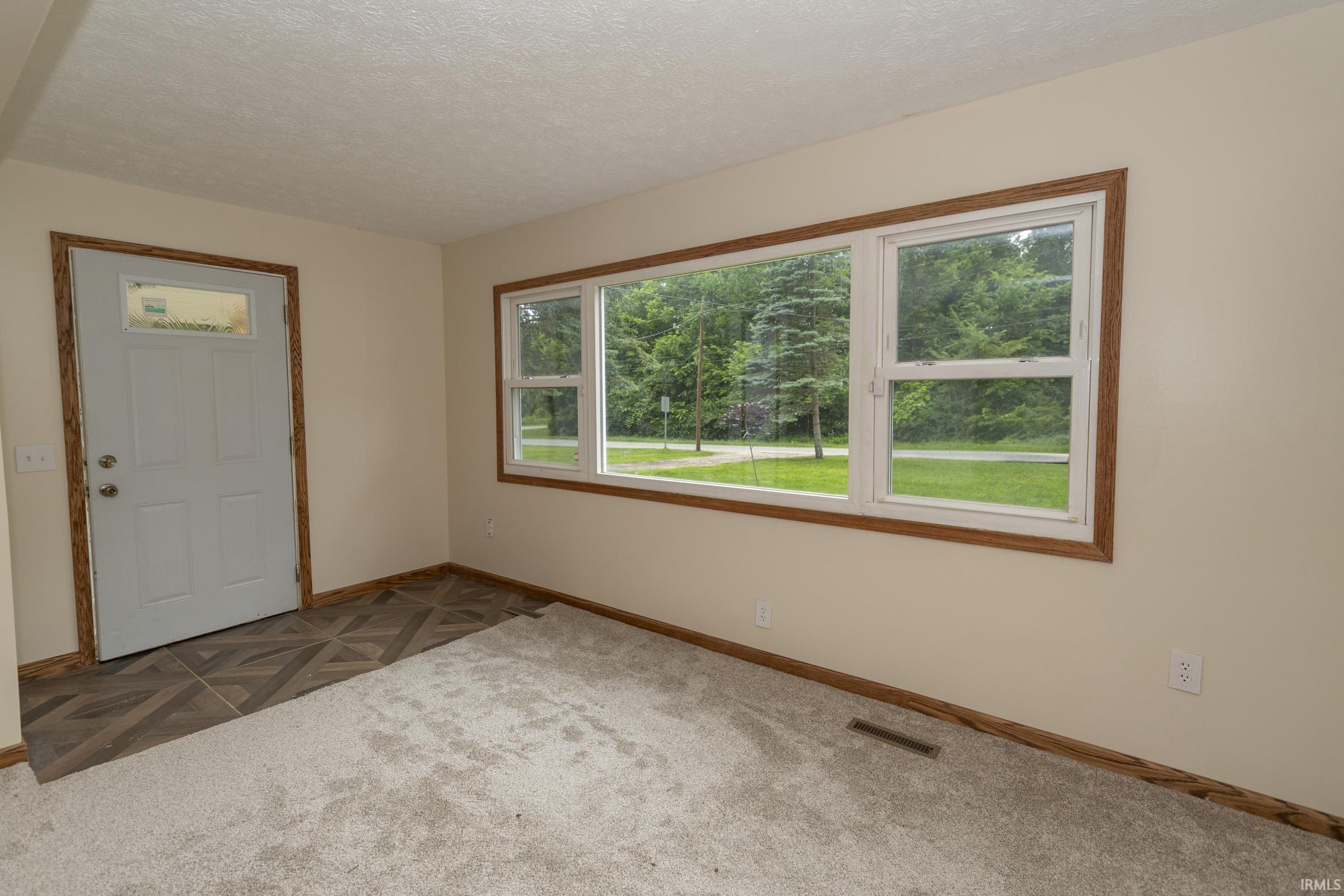 26490 Southport Drive South Bend IN 46628
