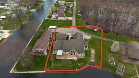 56 E Sunny Acres S. Street Rome City IN 46784