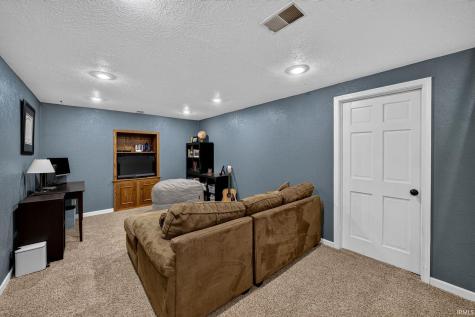 11662 Cross Cut Drive Granger IN 46530