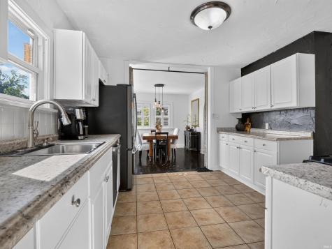 2013 Curdes Avenue Fort Wayne IN 46805