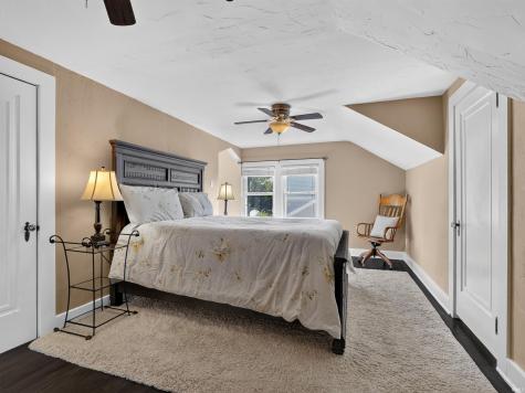 2013 Curdes Avenue Fort Wayne IN 46805