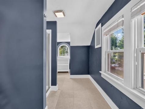 2013 Curdes Avenue Fort Wayne IN 46805